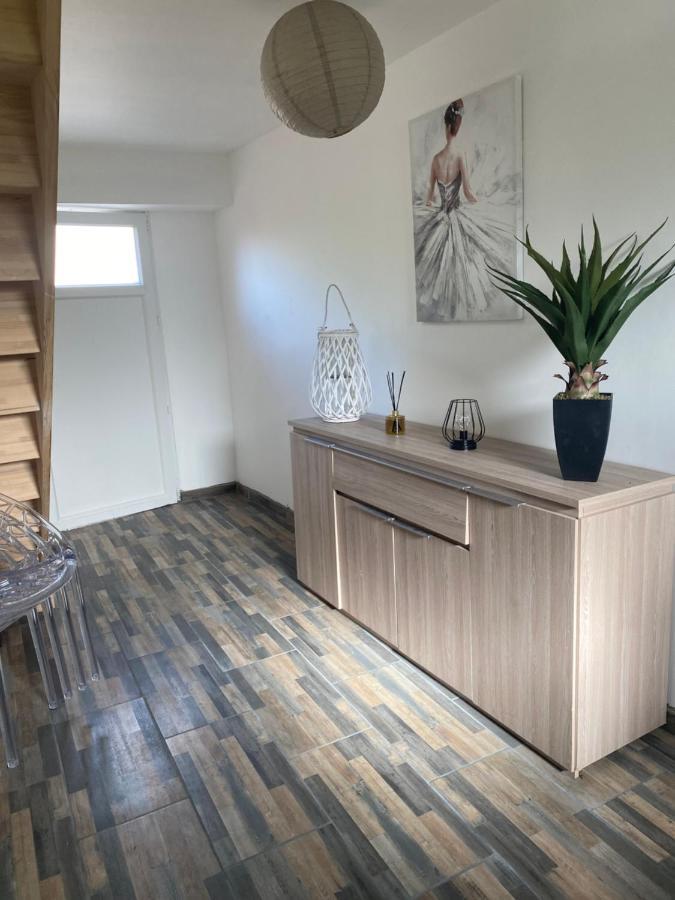 Appartement Contemporain Dange-Saint-Romain Zewnętrze zdjęcie